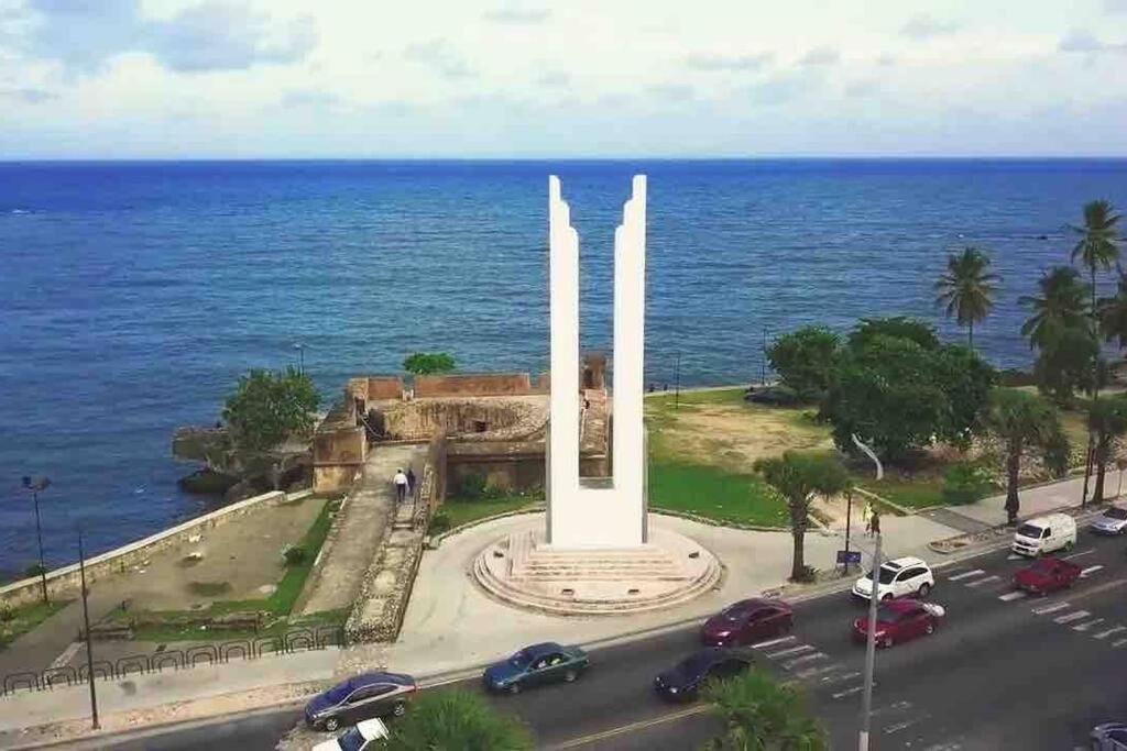 Cerca Del Mar, Obelisco Macho Y Zona Colonial Санто-Доминго Экстерьер фото