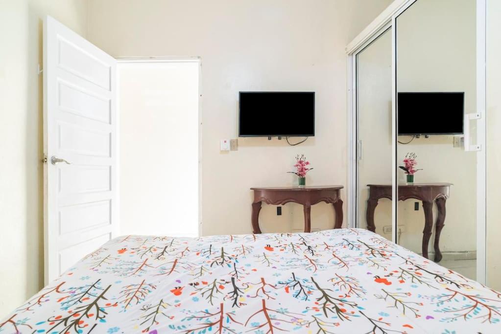 Habitacion Cerca Al Mar Y Zona Colonial Санто-Доминго Экстерьер фото